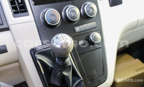 Buy Import Toyota Hiace White Car in Import - Dubai in Maseru Buy Import Toyota Hiace White Car in Import - Dubai in Maseru