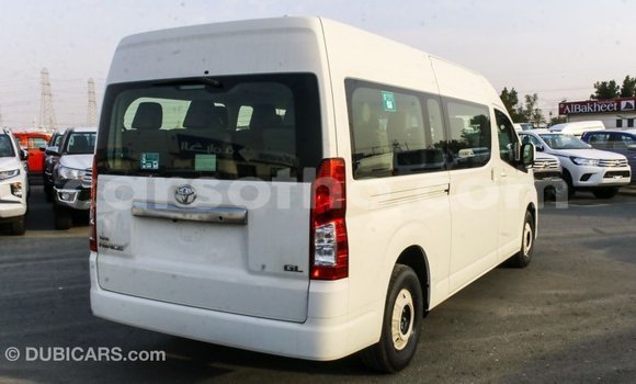 Buy Import Toyota Hiace White Car in Import - Dubai in Maseru Buy Import Toyota Hiace White Car in Import - Dubai in Maseru