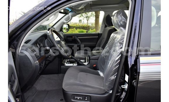 Buy Import Toyota Land Cruiser Black Car in Import - Dubai in Maseru Buy Import Toyota Land Cruiser Black Car in Import - Dubai in Maseru