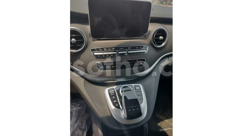 Big with watermark mercedes benz 250 maseru import dubai 16053