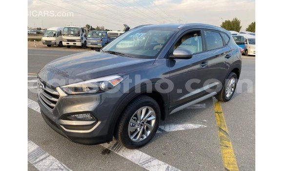 Buy Import Hyundai Tucson White Car in Import - Dubai in Maseru Buy Import Hyundai Tucson White Car in Import - Dubai in Maseru