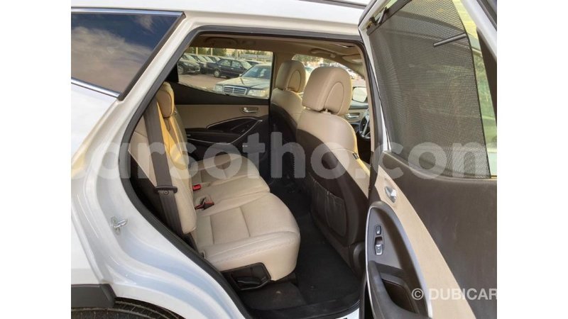 Big with watermark hyundai santa fe maseru import dubai 16069