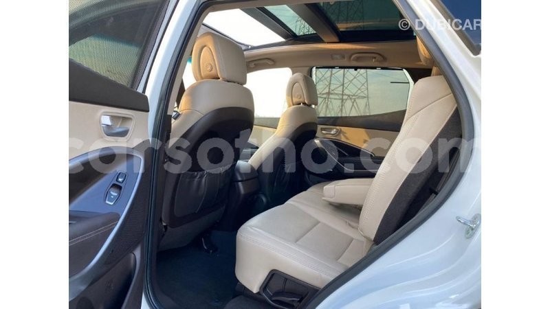 Big with watermark hyundai santa fe maseru import dubai 16069