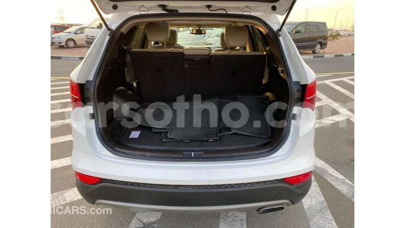 Big with watermark hyundai santa fe maseru import dubai 16069