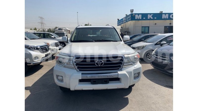 Big with watermark toyota land cruiser maseru import dubai 16072