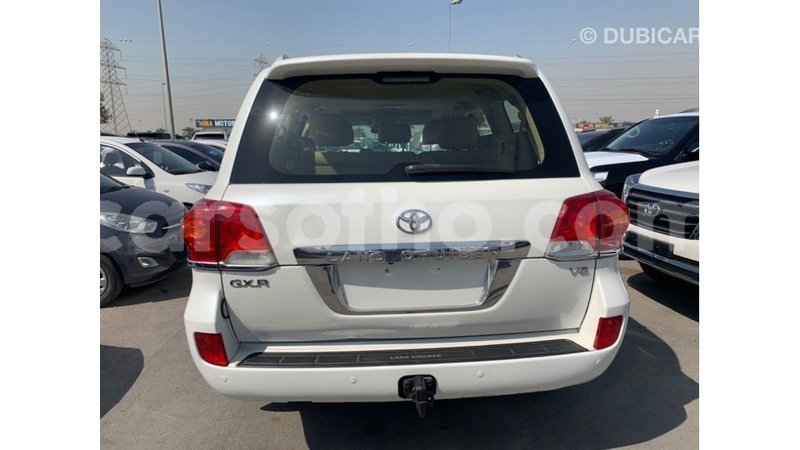 Big with watermark toyota land cruiser maseru import dubai 16072