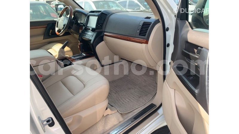 Big with watermark toyota land cruiser maseru import dubai 16072