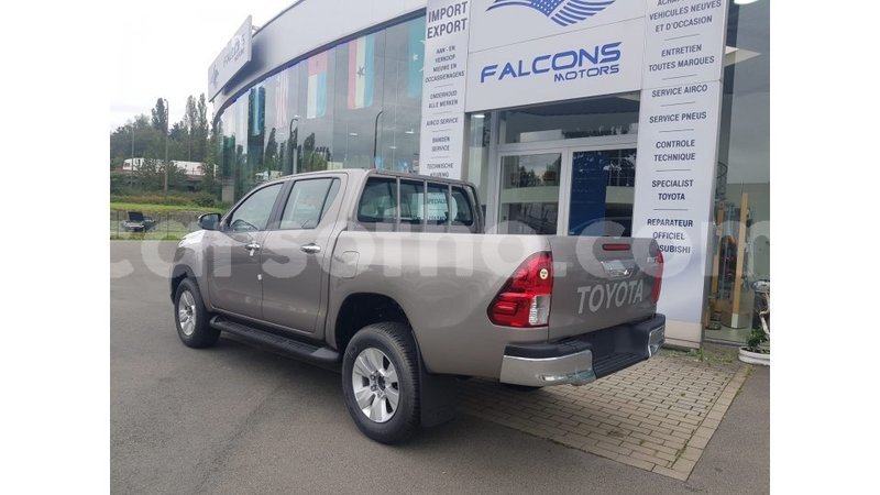 Big with watermark toyota hilux maseru import dubai 16076