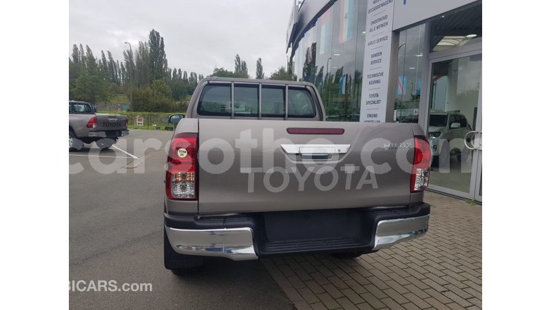 Big with watermark toyota hilux maseru import dubai 16076