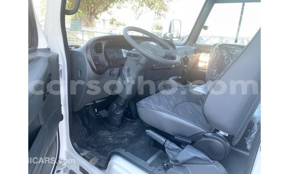 Sayi Imported Hyundai Accent White Mota in Import - Dubai a Maseru Sayi Imported Hyundai Accent White Mota in Import - Dubai a Maseru