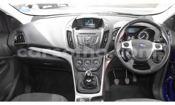 Sayi Na hannu Ford Kuga Blue Mota in Maseru a Maseru Sayi Na hannu Ford Kuga Blue Mota in Maseru a Maseru