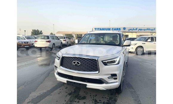 Sayi Imported Infiniti Q White Mota in Import - Dubai a Maseru