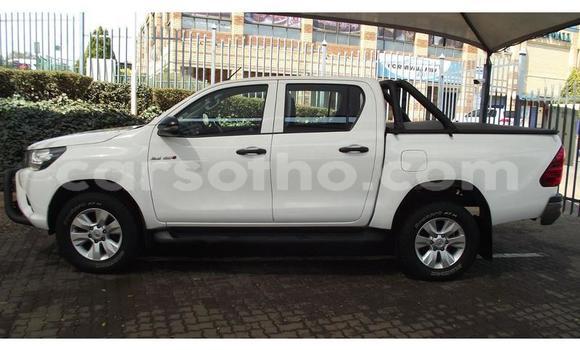 Acheter Occasion Voiture Toyota Hilux Blanc à Maseru, Maseru Acheter Occasion Voiture Toyota Hilux Blanc à Maseru, Maseru