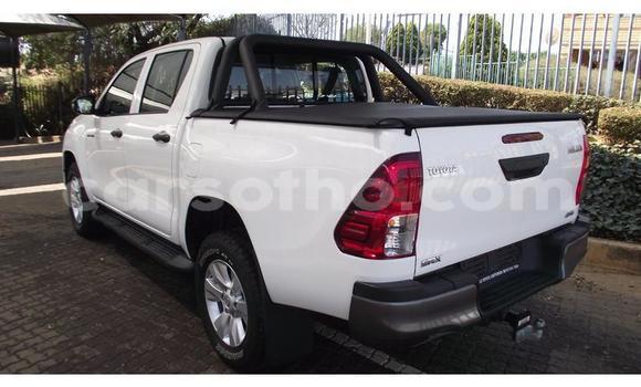 Acheter Occasion Voiture Toyota Hilux Blanc à Maseru, Maseru Acheter Occasion Voiture Toyota Hilux Blanc à Maseru, Maseru