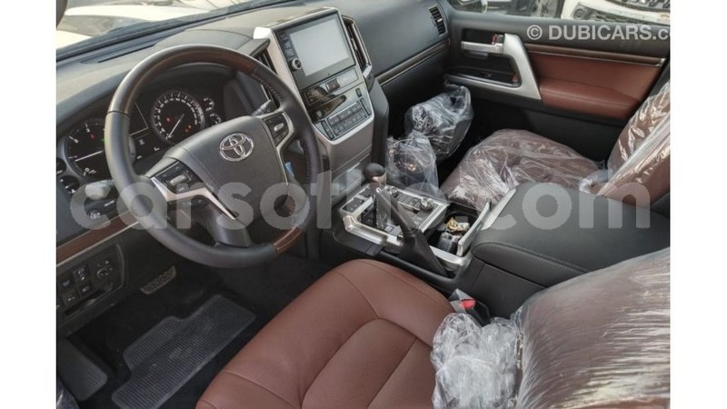 Big with watermark toyota land cruiser maseru import dubai 16096