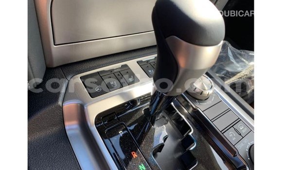 اشتري Imported Toyota Land Cruiser White سيارة في Import - Dubai في Maseru اشتري Imported Toyota Land Cruiser White سيارة في Import - Dubai في Maseru