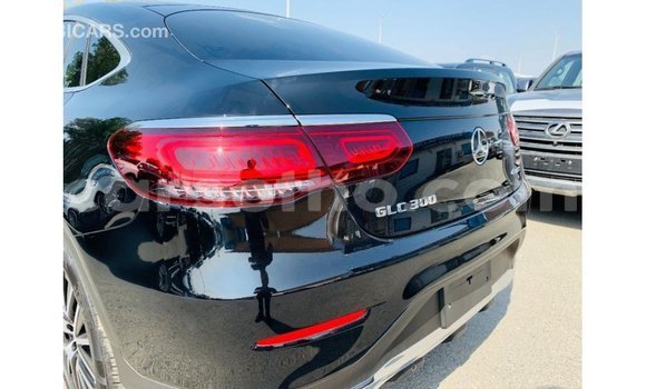 Sayi Imported Mercedes-Benz GLC Black Mota in Import - Dubai a Maseru Sayi Imported Mercedes-Benz GLC Black Mota in Import - Dubai a Maseru