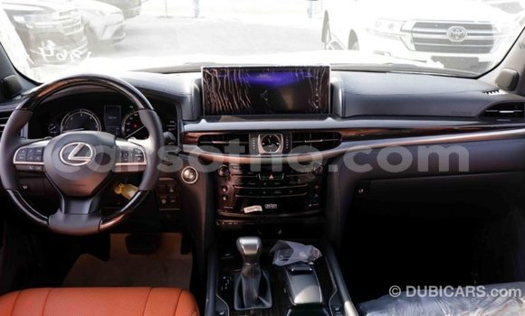 اشتري Imported Lexus LX White سيارة في Import - Dubai في Maseru اشتري Imported Lexus LX White سيارة في Import - Dubai في Maseru
