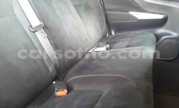 Acheter Occasion Voiture Nissan Navara Gris à Maseru, Maseru Acheter Occasion Voiture Nissan Navara Gris à Maseru, Maseru