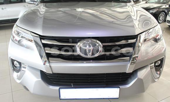 Buy Used Toyota Fortuner White Car in Mokhotlong in Berea Buy Used Toyota Fortuner White Car in Mokhotlong in Berea