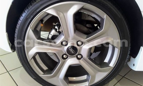 Acheter Occasion Voiture Ford Fiesta ST Blanc à Maputsoe, Leribe Acheter Occasion Voiture Ford Fiesta ST Blanc à Maputsoe, Leribe