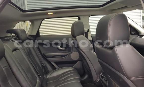 Sayi Na hannu Land Rover Range Rover Evoque Beige Mota in Maseru a Maseru Sayi Na hannu Land Rover Range Rover Evoque Beige Mota in Maseru a Maseru