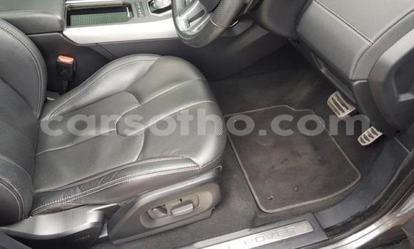 Sayi Na hannu Land Rover Range Rover Evoque Beige Mota in Maseru a Maseru Sayi Na hannu Land Rover Range Rover Evoque Beige Mota in Maseru a Maseru