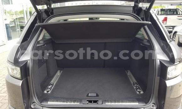 Sayi Na hannu Land Rover Range Rover Evoque Beige Mota in Maseru a Maseru Sayi Na hannu Land Rover Range Rover Evoque Beige Mota in Maseru a Maseru