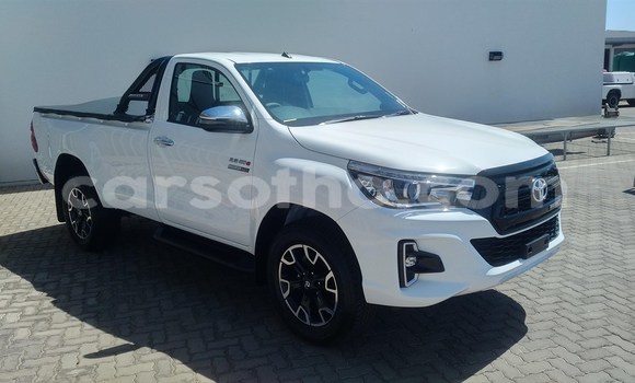 اشتري مستعمل Toyota Hilux White سيارة في Mohale's Hoek في Mohale's Hoek اشتري مستعمل Toyota Hilux White سيارة في Mohale's Hoek في Mohale's Hoek