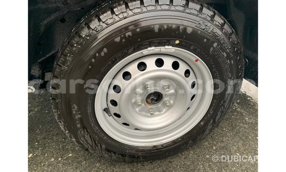 Sayi Imported Mitsubishi L200 White Mota in Import - Dubai a Maseru Sayi Imported Mitsubishi L200 White Mota in Import - Dubai a Maseru