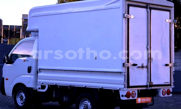 Acheter Occasion Voiture Kia K7 Blanc à Mohale's Hoek, Mohale's Hoek Acheter Occasion Voiture Kia K7 Blanc à Mohale's Hoek, Mohale's Hoek