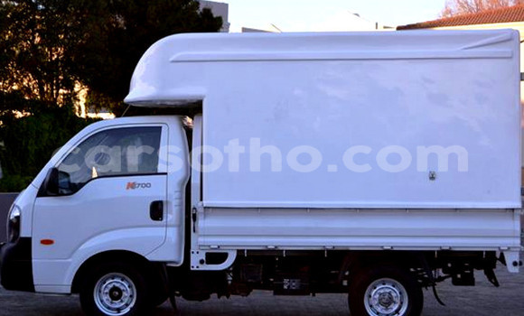 Acheter Occasion Voiture Kia K7 Blanc à Mohale's Hoek, Mohale's Hoek Acheter Occasion Voiture Kia K7 Blanc à Mohale's Hoek, Mohale's Hoek