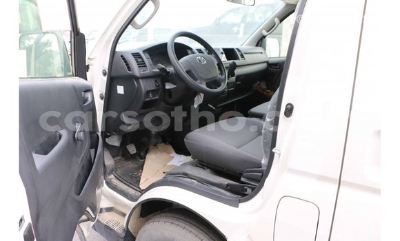 Buy Import Toyota Hiace White Car in Import - Dubai in Maseru Buy Import Toyota Hiace White Car in Import - Dubai in Maseru
