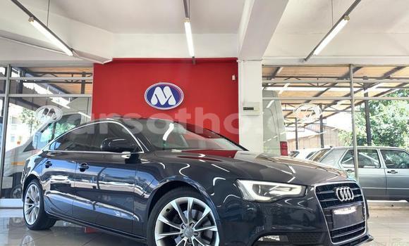 Sayi Na hannu Audi A5 Black Mota in Maseru a Maseru Sayi Na hannu Audi A5 Black Mota in Maseru a Maseru