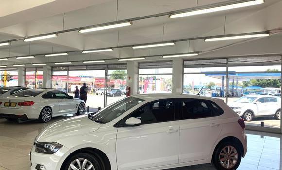 Acheter Occasion Voiture Volkswagen Polo Blanc à Maseru, Maseru Acheter Occasion Voiture Volkswagen Polo Blanc à Maseru, Maseru