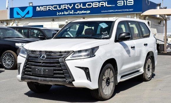 اشتري Imported Lexus LX White سيارة في Import - Dubai في Maseru اشتري Imported Lexus LX White سيارة في Import - Dubai في Maseru