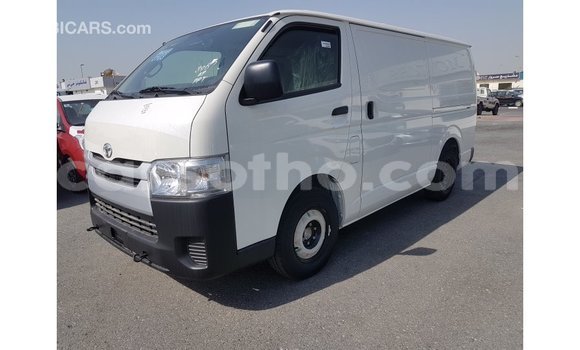 اشتري Imported Toyota Hiace White سيارة في Import - Dubai في Maseru اشتري Imported Toyota Hiace White سيارة في Import - Dubai في Maseru