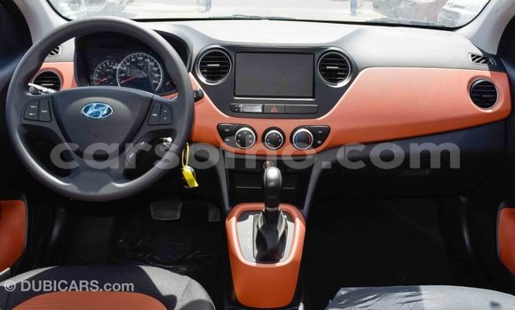 Sayi Imported Hyundai i10 Red Mota in Import - Dubai a Maseru Sayi Imported Hyundai i10 Red Mota in Import - Dubai a Maseru