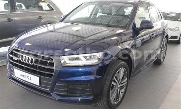 اشتري مستعمل Audi Q5 Blue سيارة في Roma في Maseru اشتري مستعمل Audi Q5 Blue سيارة في Roma في Maseru