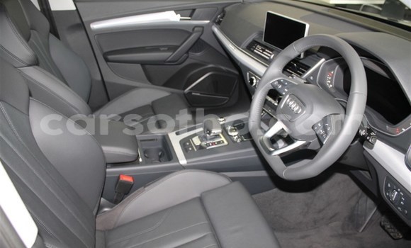 اشتري مستعمل Audi Q5 Blue سيارة في Roma في Maseru اشتري مستعمل Audi Q5 Blue سيارة في Roma في Maseru