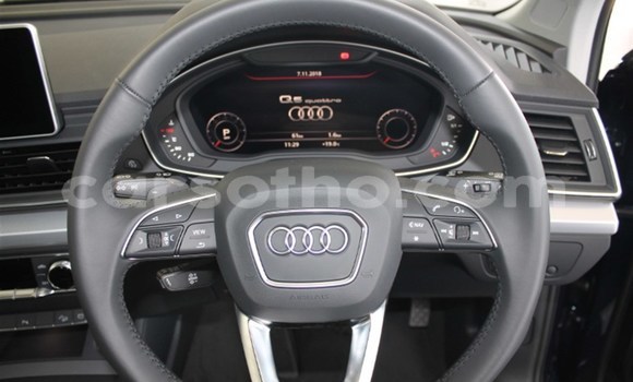 اشتري مستعمل Audi Q5 Blue سيارة في Roma في Maseru اشتري مستعمل Audi Q5 Blue سيارة في Roma في Maseru