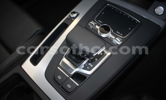 اشتري مستعمل Audi Q5 Blue سيارة في Roma في Maseru اشتري مستعمل Audi Q5 Blue سيارة في Roma في Maseru