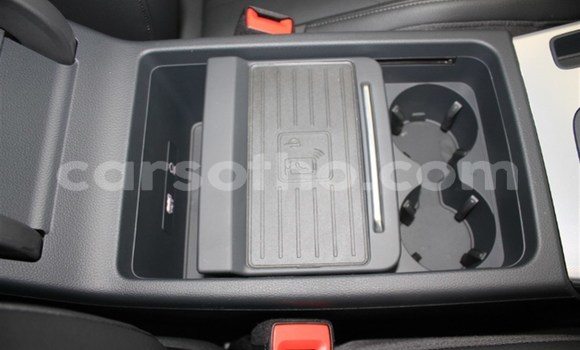 اشتري مستعمل Audi Q5 Blue سيارة في Roma في Maseru اشتري مستعمل Audi Q5 Blue سيارة في Roma في Maseru