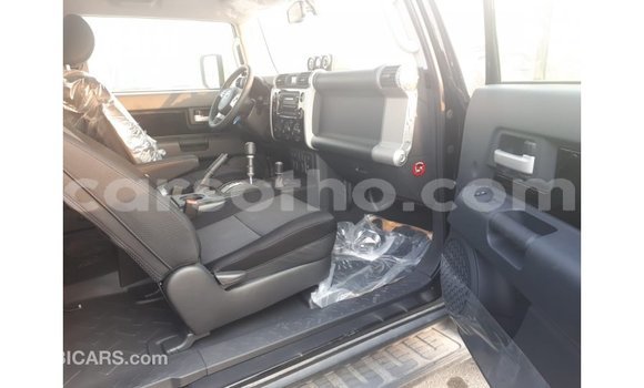اشتري Imported Toyota FJ Cruiser Black سيارة في Import - Dubai في Maseru اشتري Imported Toyota FJ Cruiser Black سيارة في Import - Dubai في Maseru