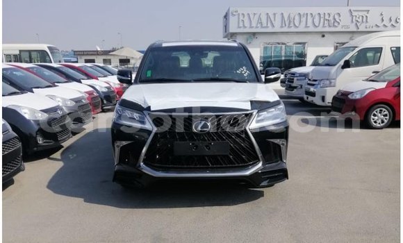 اشتري Imported Lexus LX Black سيارة في Import - Dubai في Maseru اشتري Imported Lexus LX Black سيارة في Import - Dubai في Maseru