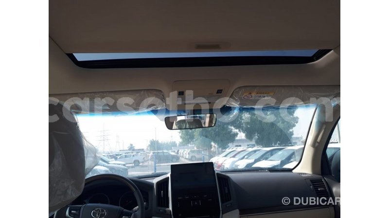 Big with watermark toyota land cruiser maseru import dubai 16175