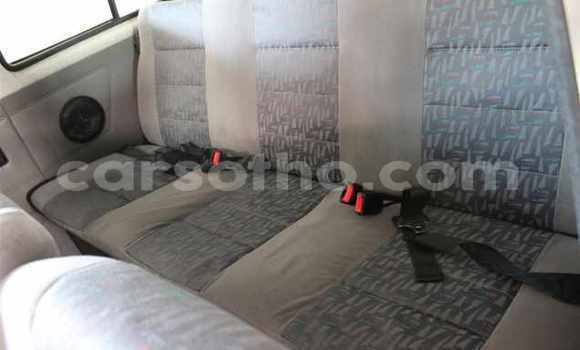 Buy Used Volkswagen Quantum White Car in Roma in Maseru Buy Used Volkswagen Quantum White Car in Roma in Maseru