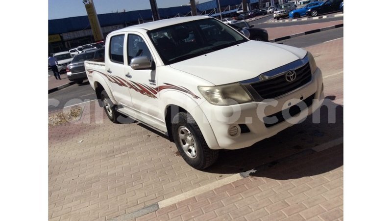 Big with watermark toyota hilux maseru import dubai 16180