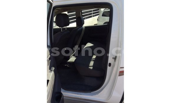 Acheter Import Voiture Toyota Hilux Blanc à Import - Dubai, Maseru Acheter Import Voiture Toyota Hilux Blanc à Import - Dubai, Maseru