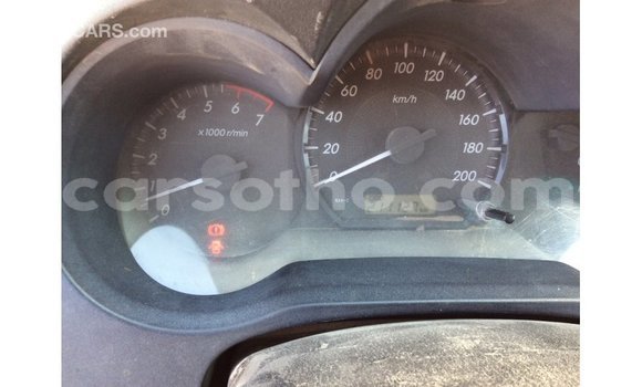 Acheter Import Voiture Toyota Hilux Blanc à Import - Dubai, Maseru Acheter Import Voiture Toyota Hilux Blanc à Import - Dubai, Maseru